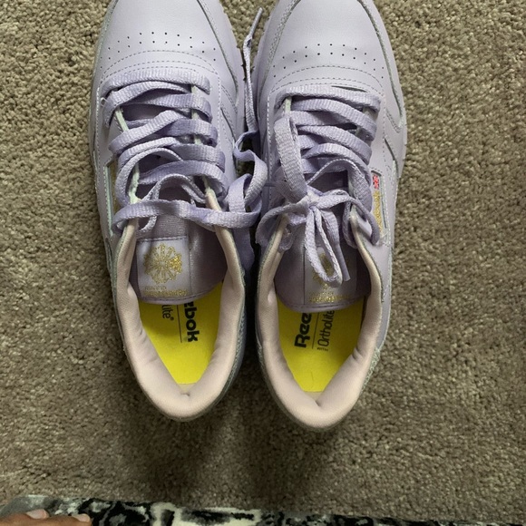 Lavender Reebok’s ! - Picture 2 of 4